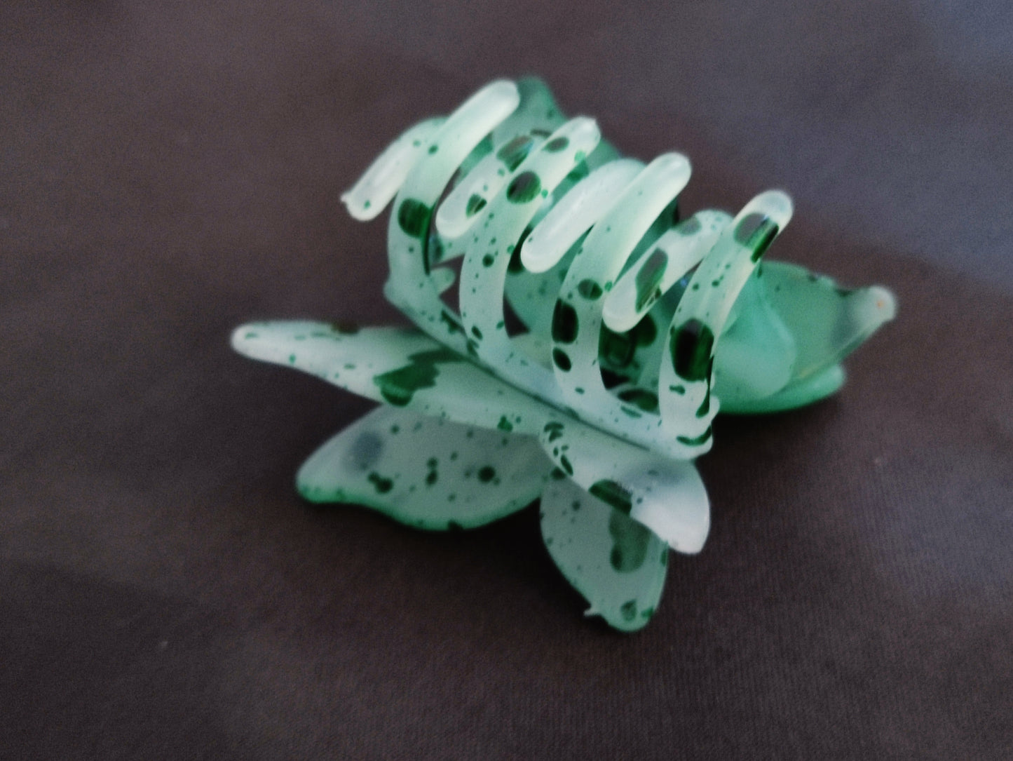 Butterfly Clip