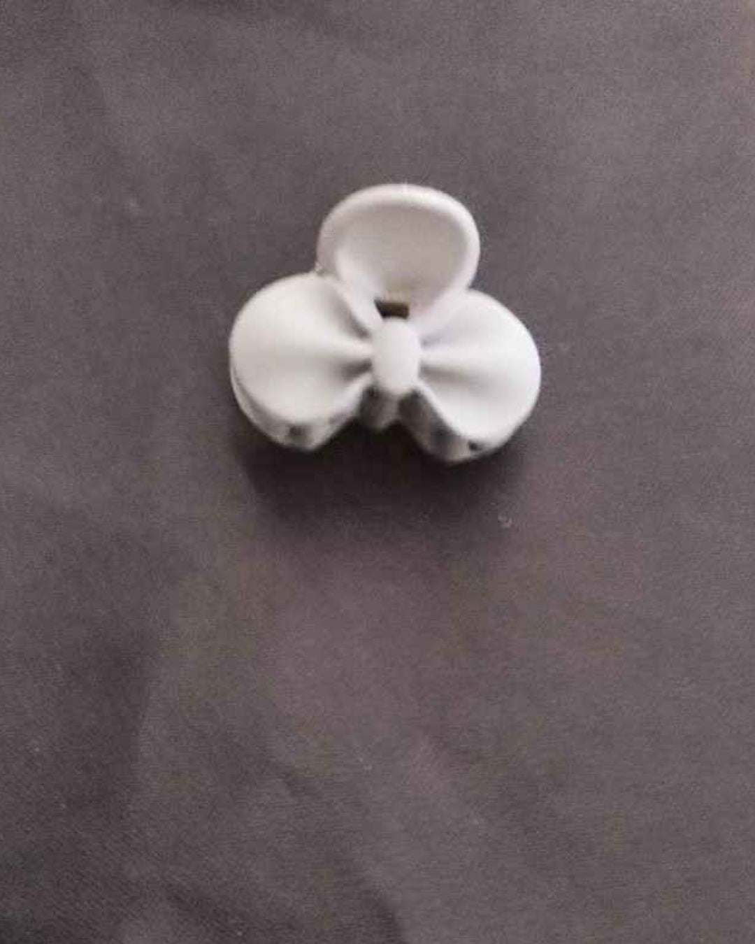 Matte Mini Bow Claw-Clutch