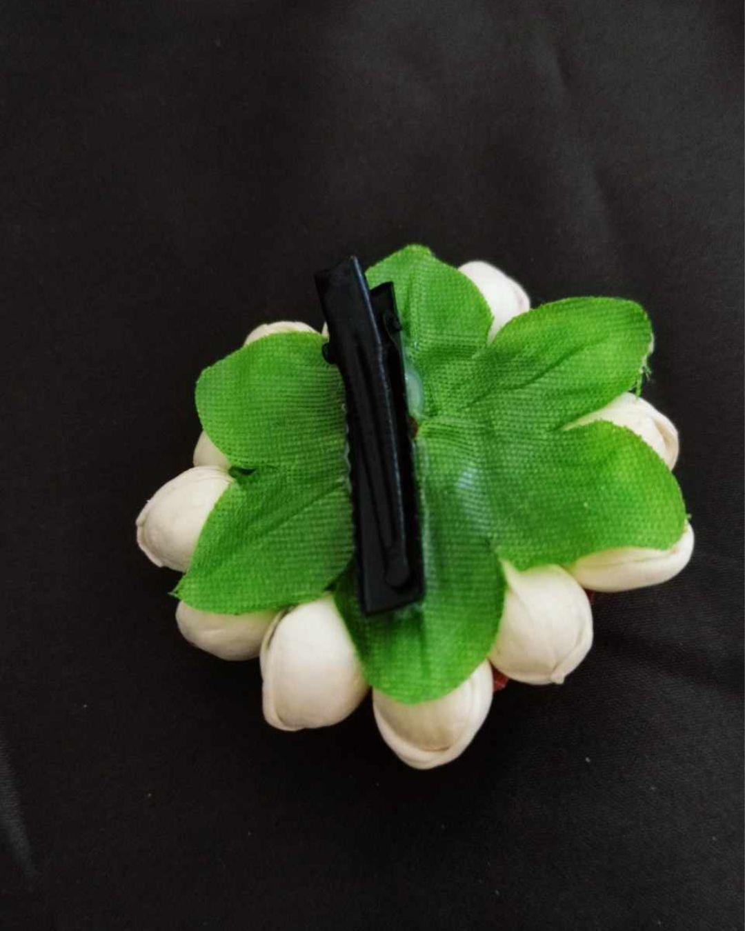 Jasmine with Rose Clip