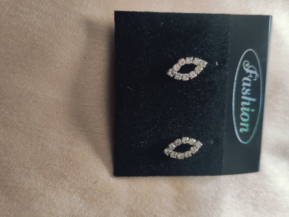 Stone Stud earring