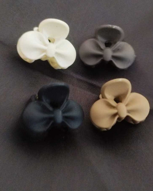 Matte Mini Bow Claw-Clutch