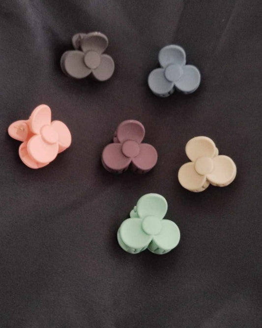 Matte Flower Mini Claw-Clutch
